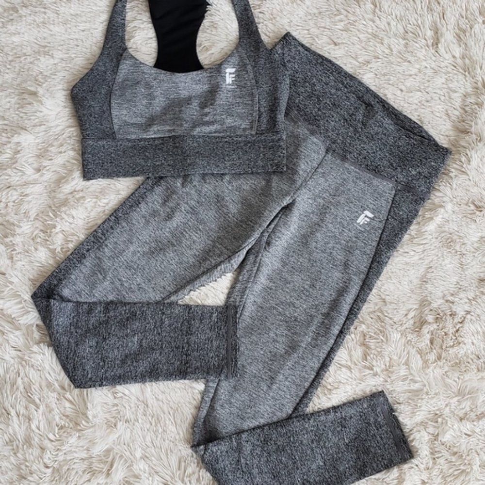 Fitfiniti Gray sports bra